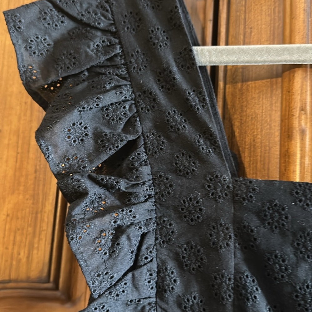 NEW Ann Taylor Black Eyelet Ruffled Maxi Dress size 8 - Picture 8 of 10